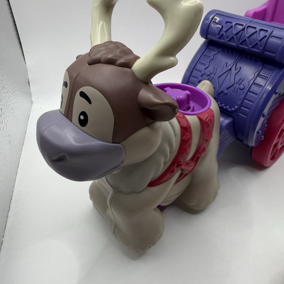 Fisher Price Little People Disney FROZEN Anna Elsa Kristoff & Sven Wagon Playset - Picture 5 of 16